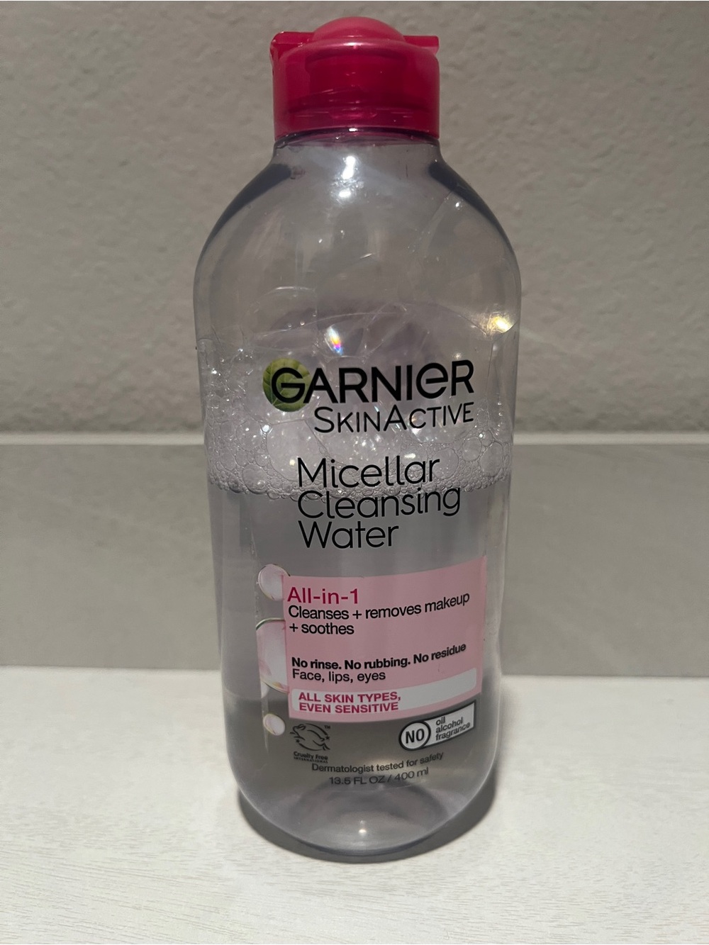 Micellar cleansing water